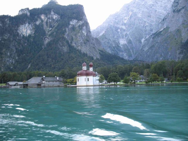 Grossansicht in neuem Fenster: Königssee mit St. Bartholomä